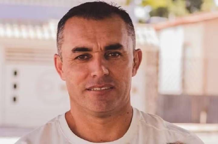 Trabalhador morre após retroescavadeira ser soterrada por rochas em pedreira de fábrica de cimento em Salto de Pirapora