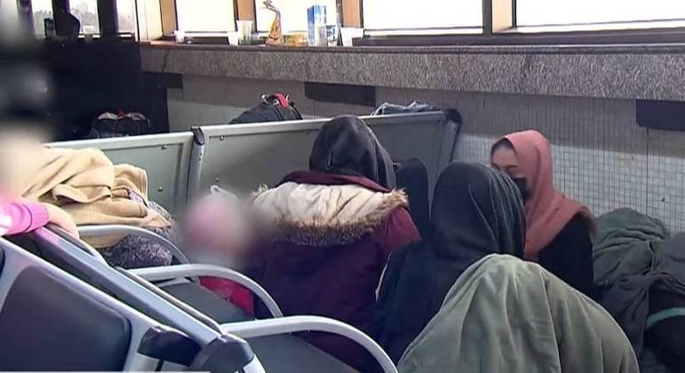 Operação humanitária consegue abrigo para todos os afegãos acampados em aeroporto de SP