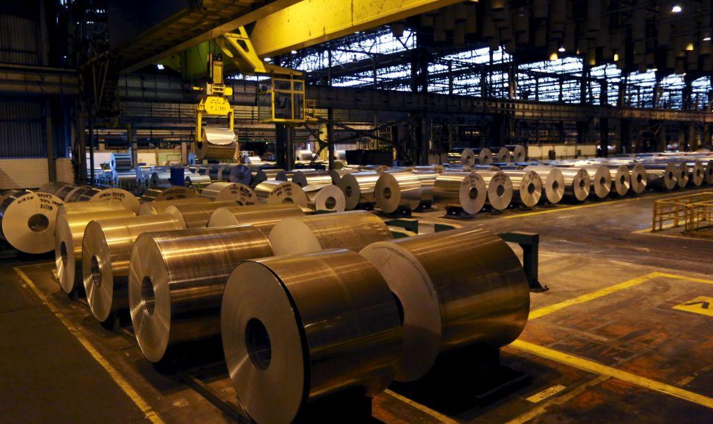 Demanda esfria e indústria do Brasil perde força em setembro, mostra PMI