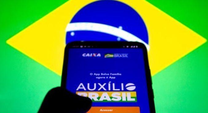 Governo aposta em PEC da taxação de lucros para garantir Auxílio Brasil de R$ 600 em 2023 