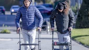CIENTISTAS REVERTEM PARALISIA, E NOVE PACIENTES CONSEGUEM CAMINHAR NOVAMENTE