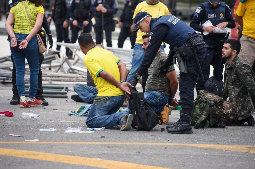 Cerca de 1.000 foram presos no DF por atentado contra Estado de Direito, diz interventor