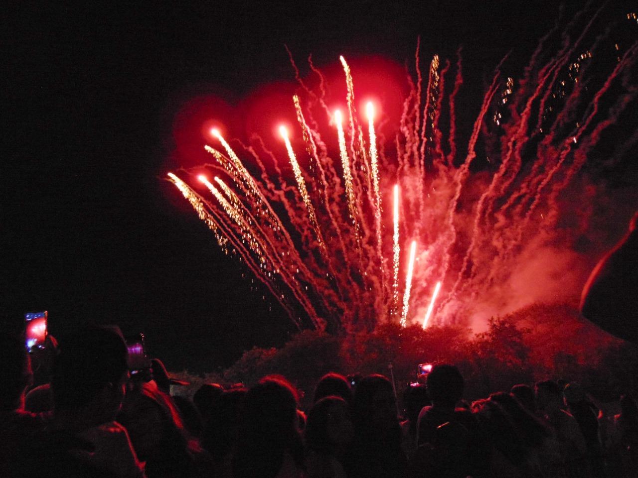 O Maior de Todos os Tempos: Angatuba recebe mais de 15 mil pessoas em show que deu início as comemorações do réveillon