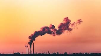 Pesquisa da Agência Internacional de Energia divulgou pesquisa que mostra uma possível estabilização do impacto gerado pelo CO2 no mundo