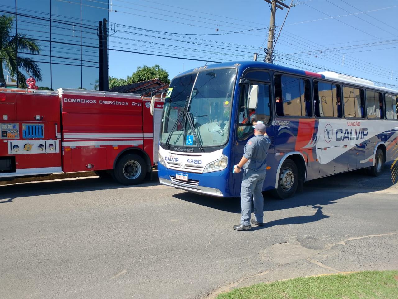 Corpo de Bombeiros de Angatuba Promove Programa Família Mais Segura no Início do Feriado Prolongado