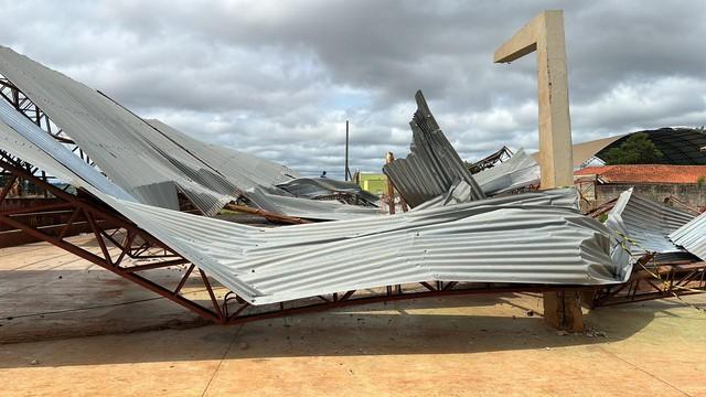 Temporal Causa Estragos em Itapeva (SP) Afetando Mais de 100 Residências