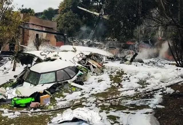 Retirada dos destroços de avião da Voepass em Vinhedo é concluída