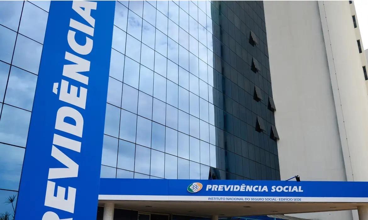 INSS flexibiliza crédito consignado para recém-aposentados a partir de 2025