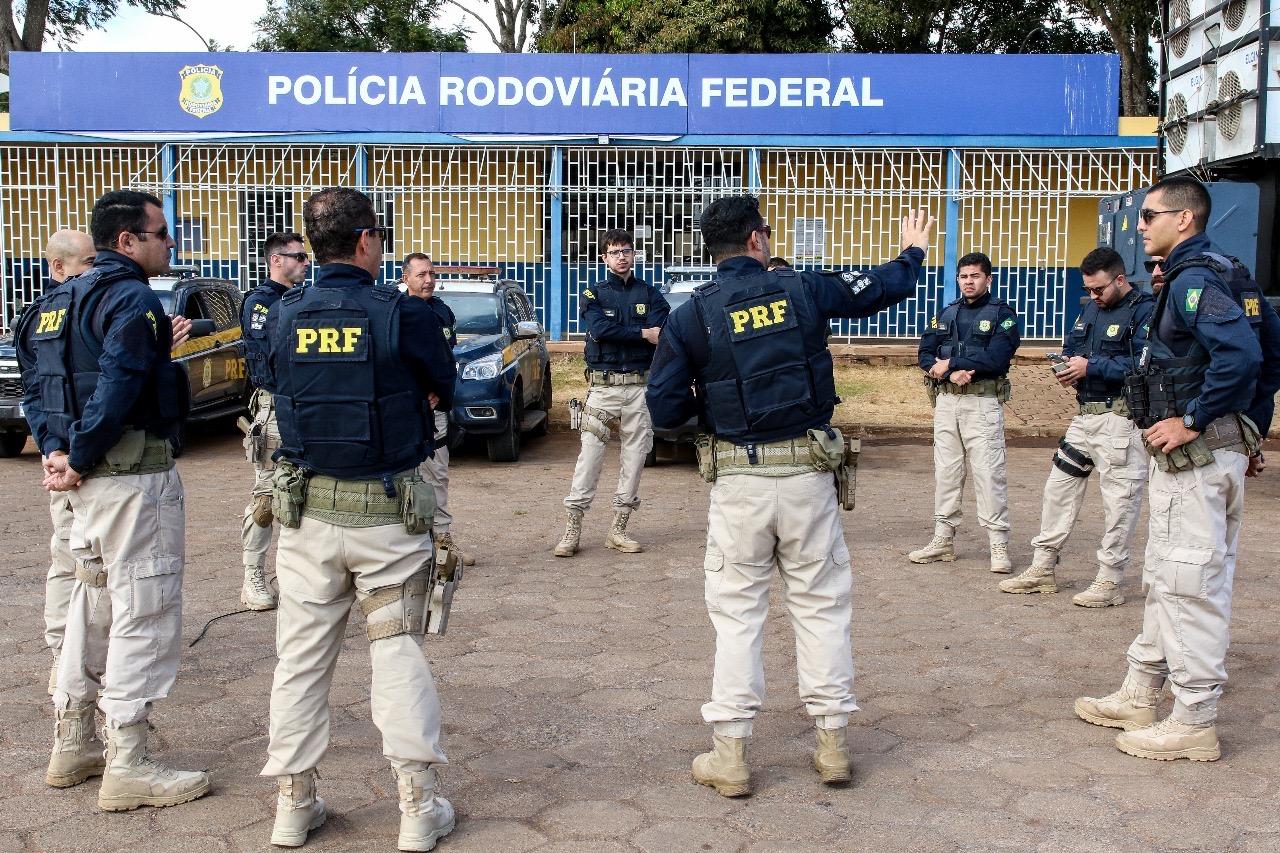 TSE e Ministério da Justiça proíbem bloqueio de estradas pela PRF nas eleições de 2024