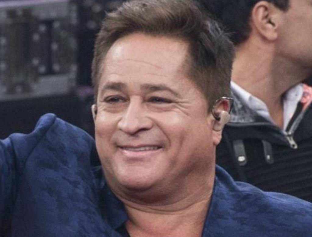 Cantor Leonardo é incluído na 