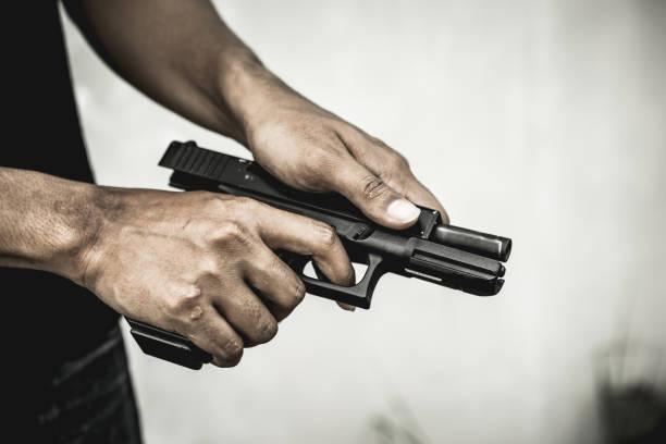 Homem é morto a tiros após briga de bar em Alumínio