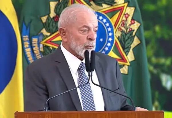 Lula retira urgência de projeto que altera o Auxílio Gás