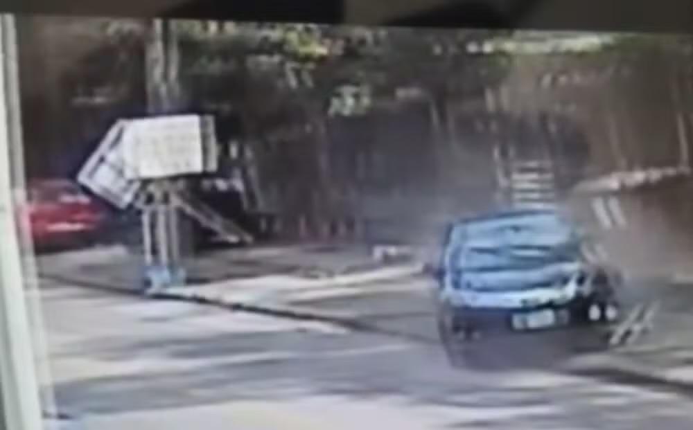Mãe e filha atropeladas por carro desgovernado em Jundiaí recebem alta hospitalar