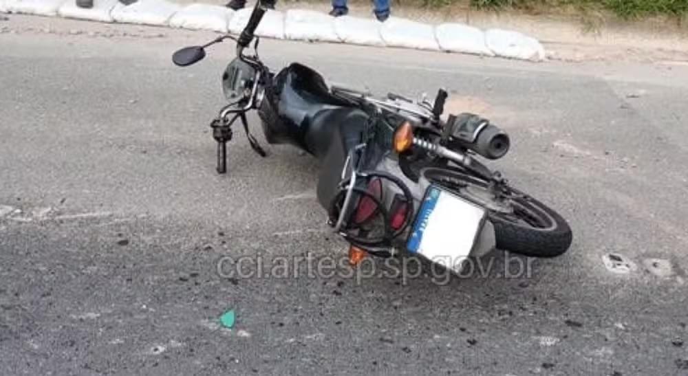 Motociclista morre após acidente na Rodovia Raposo Tavares, em São Roque