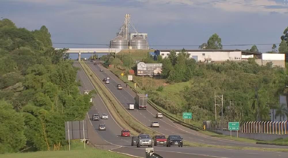 Acidente em rodovias alerta para cuidados ao usar o acostamento