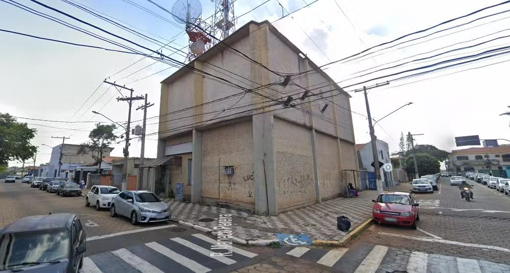 Furto de equipamentos afeta serviços de telefonia em Tatuí
