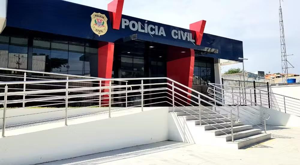 Homem é preso por agredir irmão com golpes de enxada em Piedade (SP)
