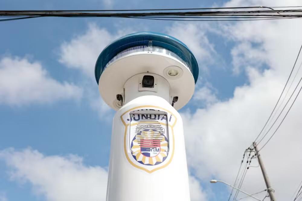 Jundiaí instala primeira torre de segurança com reconhecimento facial