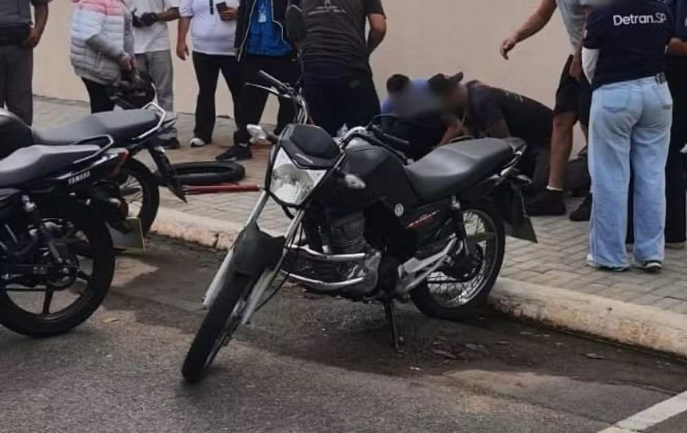 Fiscalização encontra motos irregulares durante exame de habilitação em Itapetininga