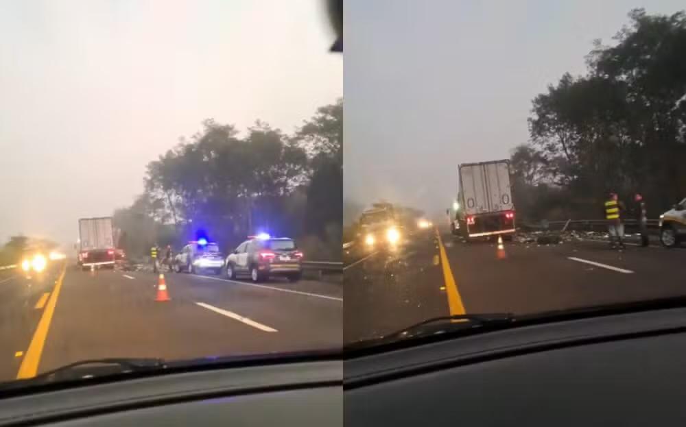 Jovem morre em acidente entre caminhões na Raposo Tavares