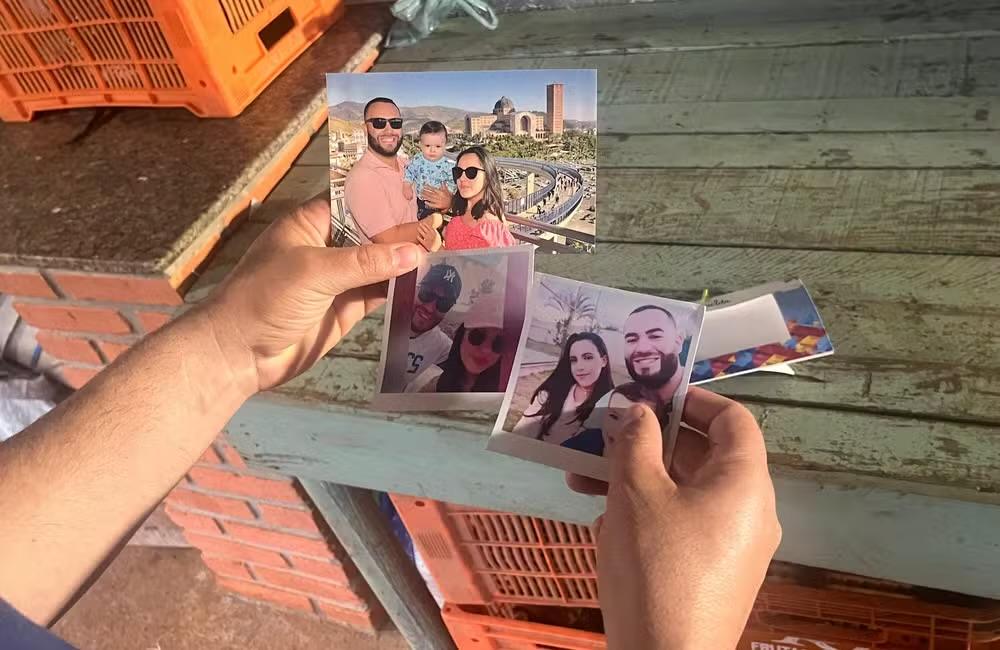 Famílias de romeiros mortos em acidente participam de missa em homenagem em Ribeirão Branco