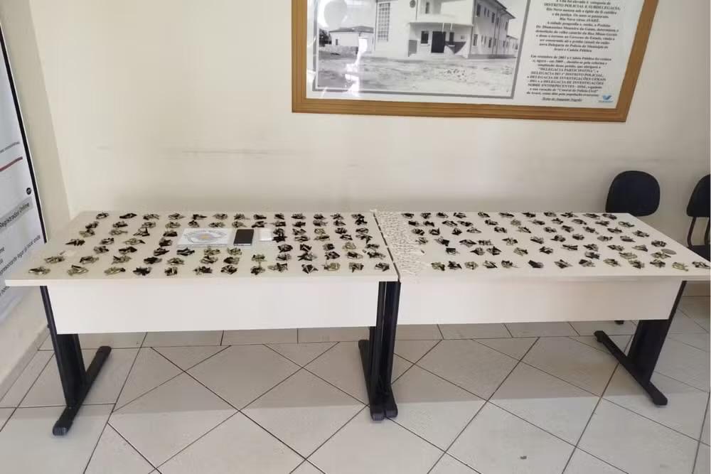 Homem é preso com mais de 1,5 mil porções de drogas em Cerqueira César