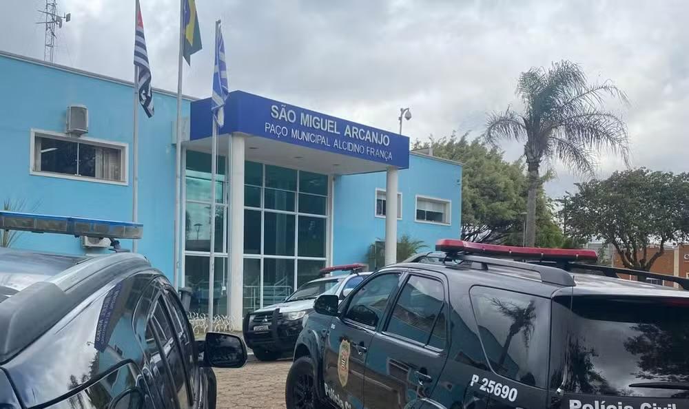 Operação investiga servidor suspeito de cobrar propina em São Miguel Arcanjo