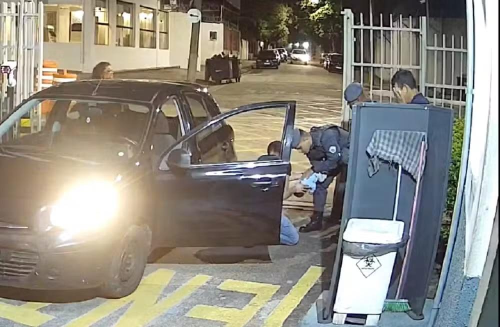 Policiais salvam bebê de dois meses engasgado em Sorocaba