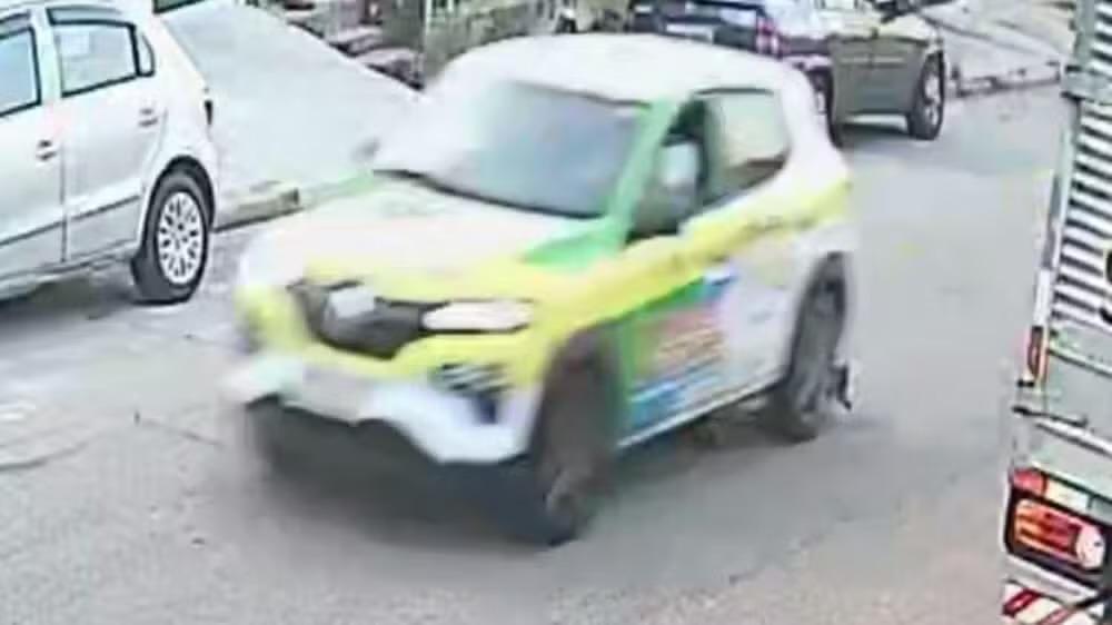 Cachorra é atropelada por carro de autoescola em Jundiaí; versões divergem