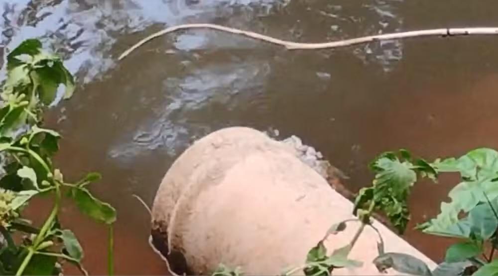 Polícia Ambiental confirma despejo de esgoto sem tratamento no Rio Sorocaba