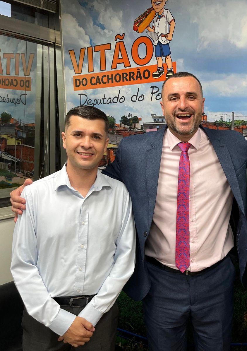 Guareí: Carreta Da Mamografia Oferece Exames Gratuitos Por Intermédio do Deputado Vitão Do Cachorrão