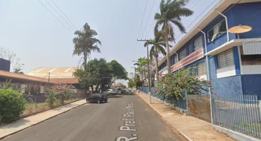 Trabalhador fica ferido após acidente com empilhadeira em Bernardino de Campos