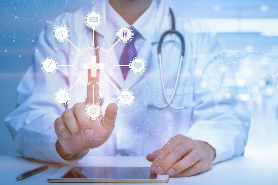 Anvisa determina recolhimento de antibióticos e solução fisiológica após identificar problemas de qualidade