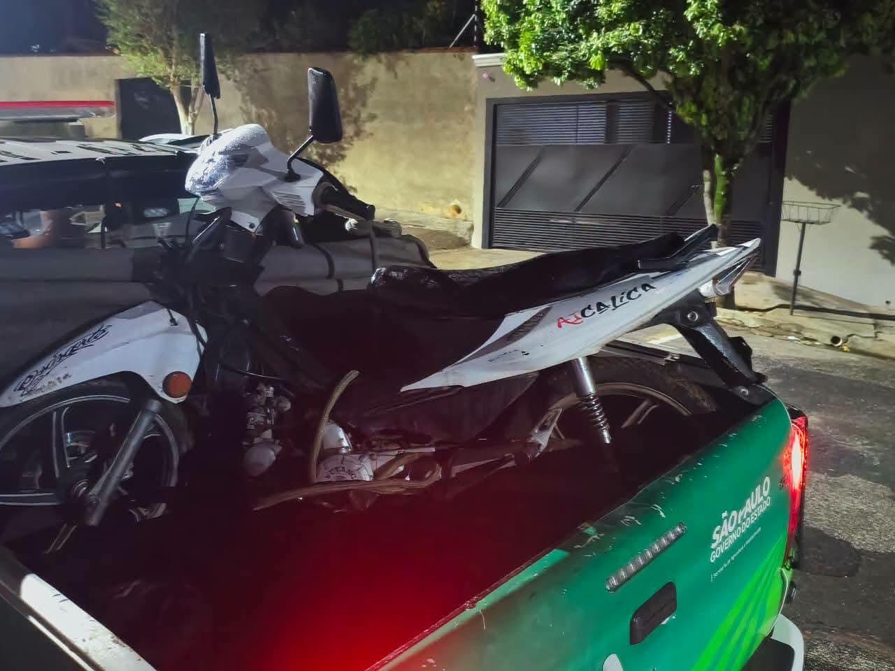 GCM de Angatuba apreende motocicleta após indivíduo abandonar veículo durante abordagem