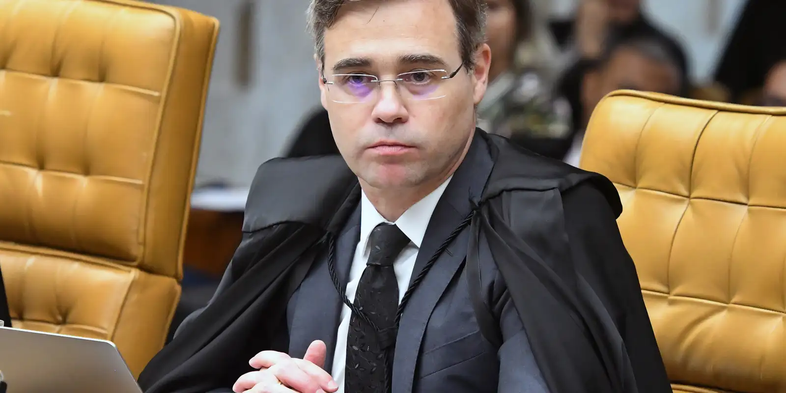 Mendonça diz ter divulgado todo conteúdo disponível no caso Master