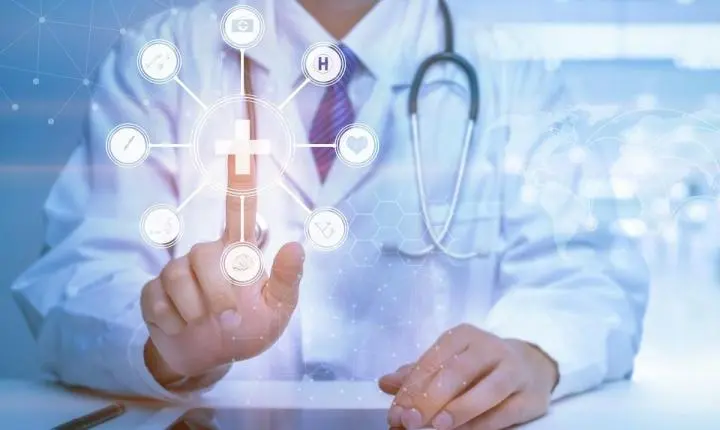 Anvisa determina recolhimento de antibióticos e solução fisiológica após identificar problemas de qualidade