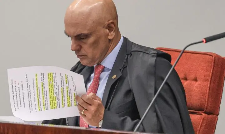 Moraes multa em R$ 5 mil advogado que tentou burlar sistema do STF