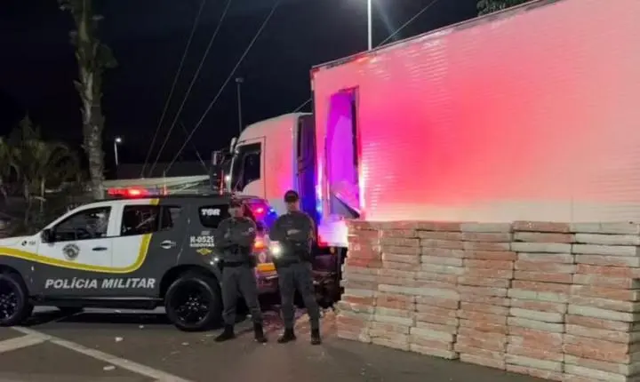 PM Rodoviária apreende 1,5 tonelada de maconha na Raposo Tavares em Angatuba